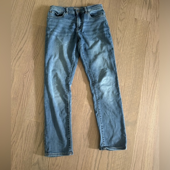 DL 1961 jeans boys size 12. Pre owned. In great condition. - Picture 4 of 7